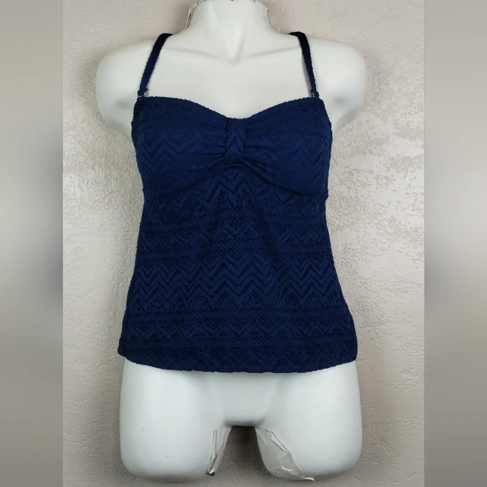 Catalina Women's Solid Crochet Bandini Swim Top Size   M ‎ 8/10